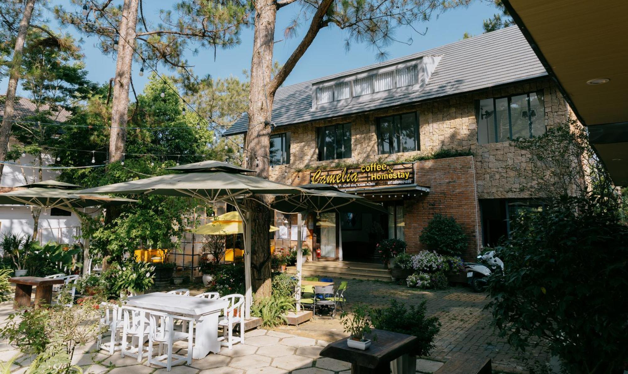 Camelia Coffee & Homestay Kon Von Kla Esterno foto