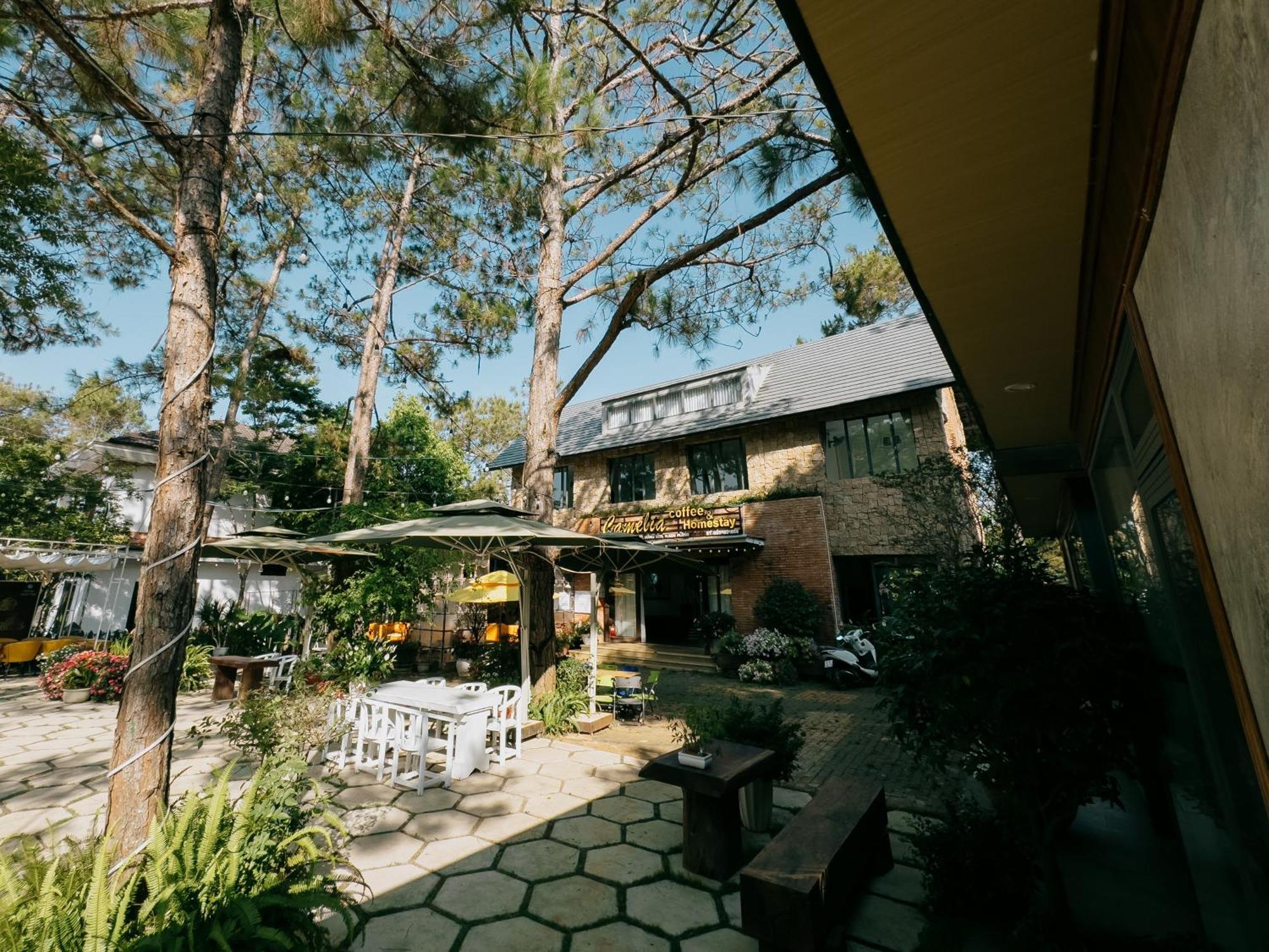 Camelia Coffee & Homestay Kon Von Kla Esterno foto