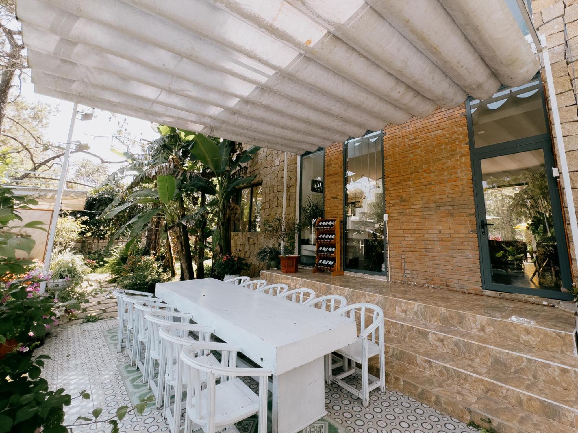 Camelia Coffee & Homestay Kon Von Kla Esterno foto